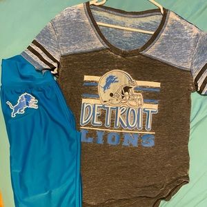 Lions outfit. New without Tags